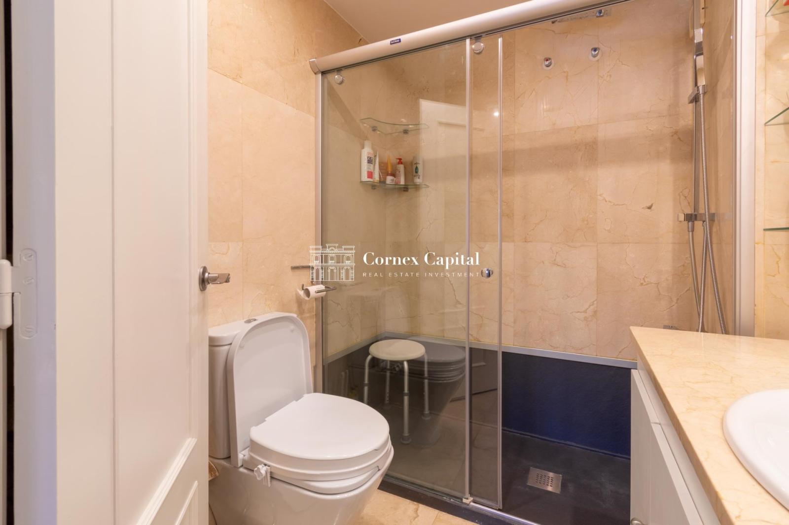 Apartment for Sale in Castell-Platja d'Aro
