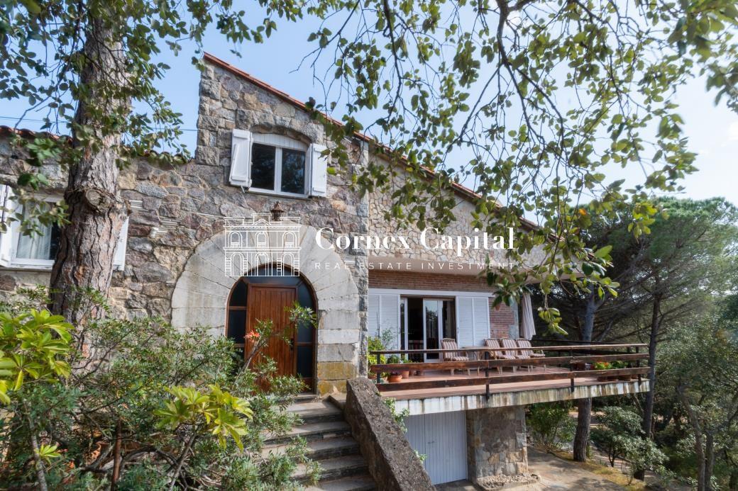 House for Sale in Castell-Platja d'Aro