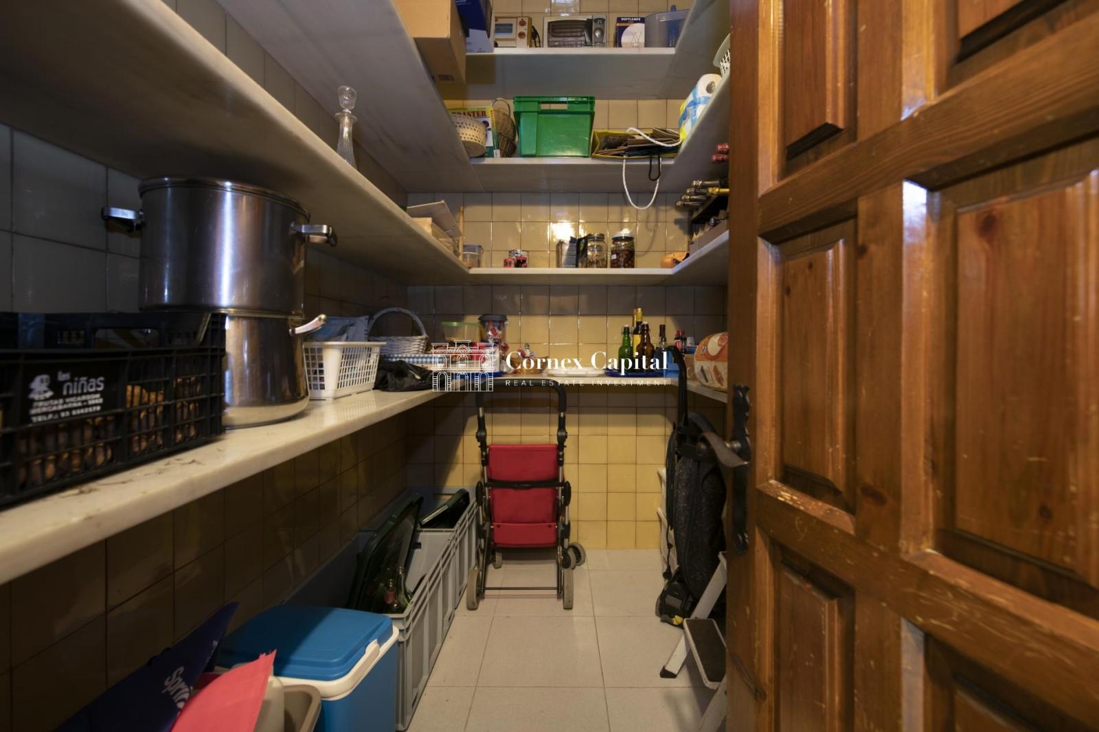House for Sale in Torroella de Montgrí