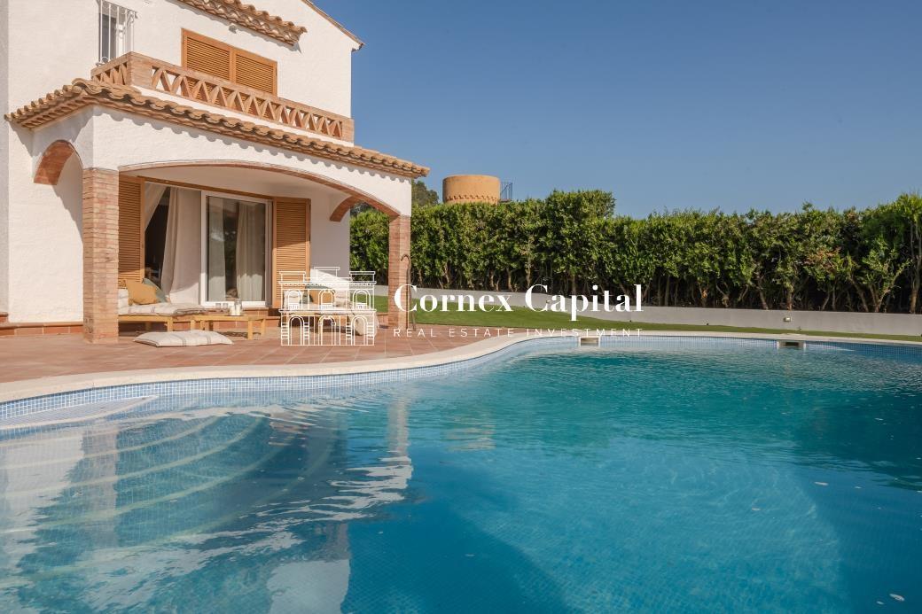 House for Sale in Torroella de Montgrí
