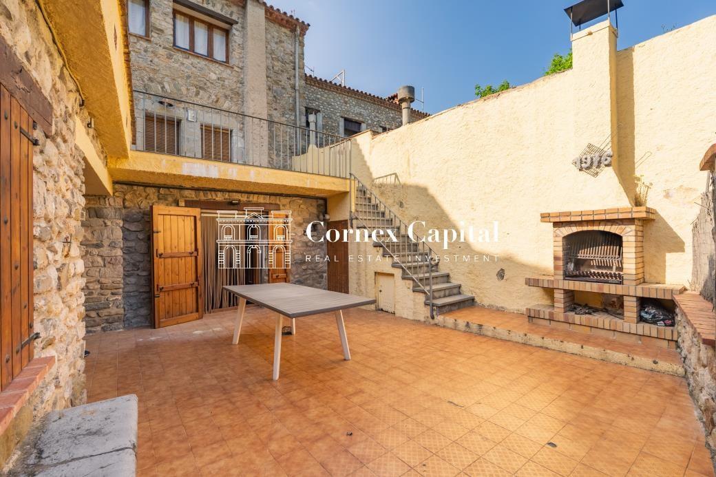 House for Sale in Sant Llorenç de la Muga