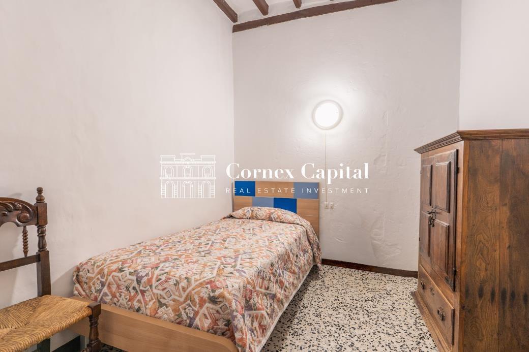 House for Sale in Sant Llorenç de la Muga