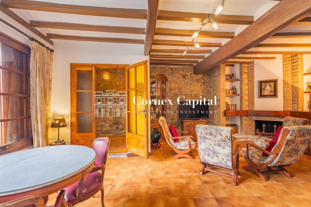 House for Sale in Sant Llorenç de la Muga