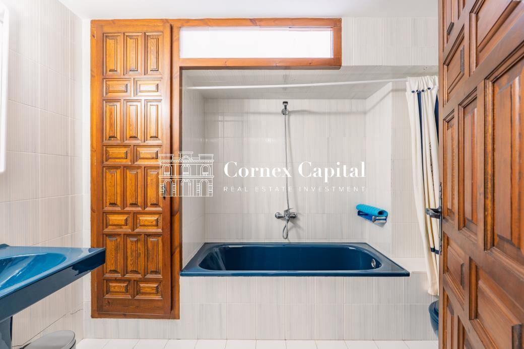 House for Sale in Sant Llorenç de la Muga