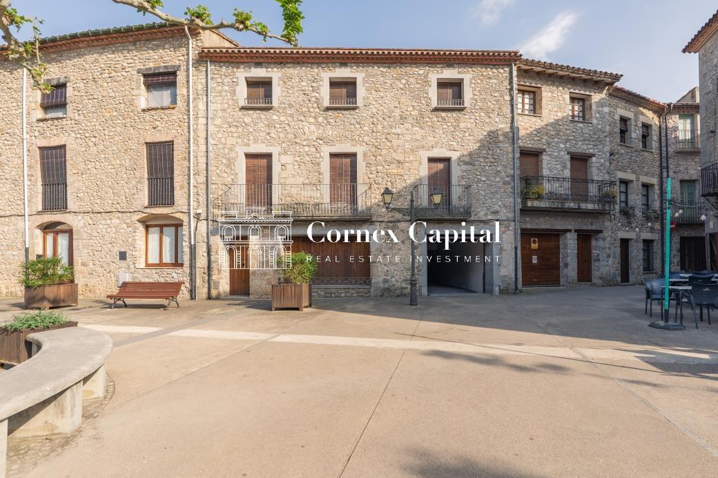 House for Sale in Sant Llorenç de la Muga