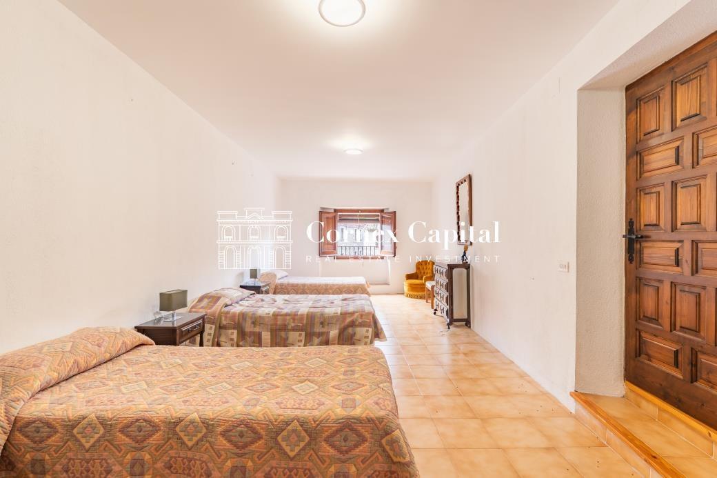 House for Sale in Sant Llorenç de la Muga