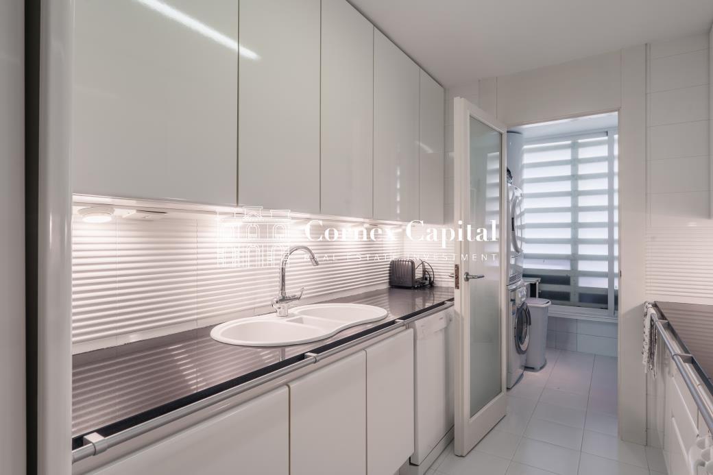 Apartment for Sale in Castell-Platja d'Aro