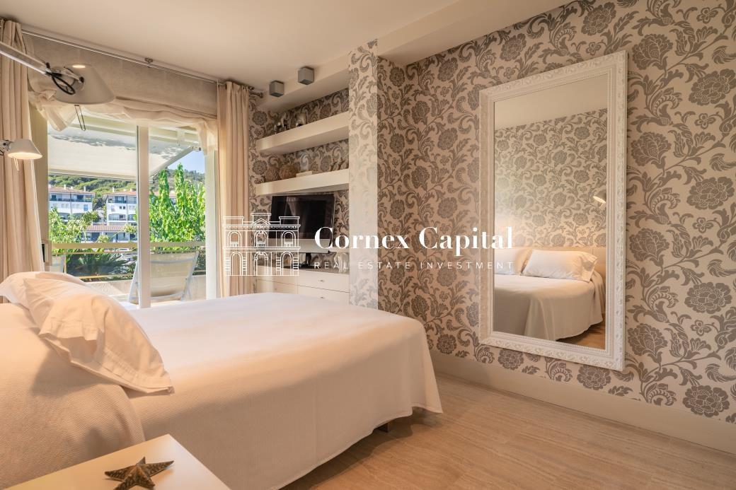 Apartment for Sale in Castell-Platja d'Aro