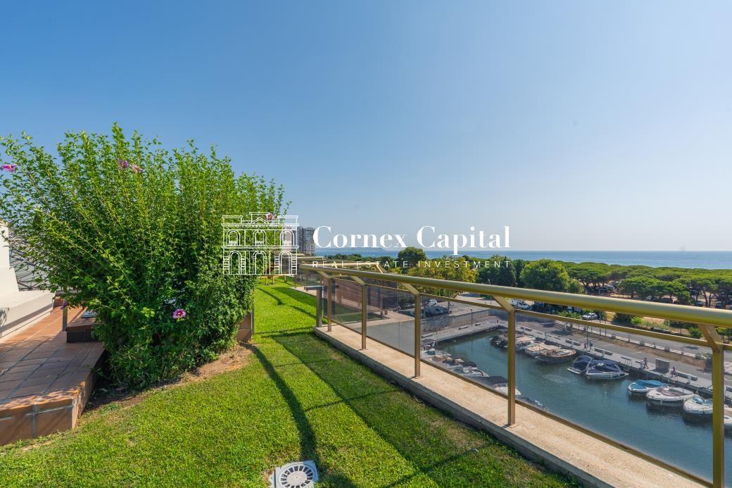 Apartment for Sale in Castell-Platja d'Aro