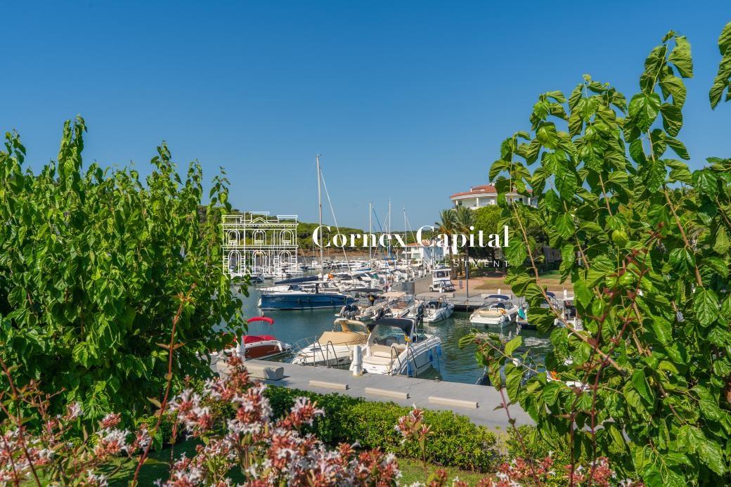 Apartment for Sale in Castell-Platja d'Aro