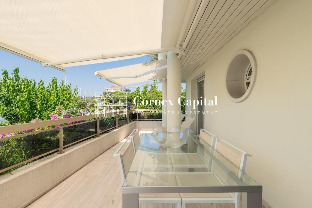 Apartment for Sale in Castell-Platja d'Aro