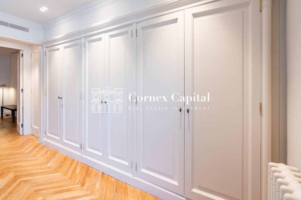 Apartment for Sale in Barcelona
