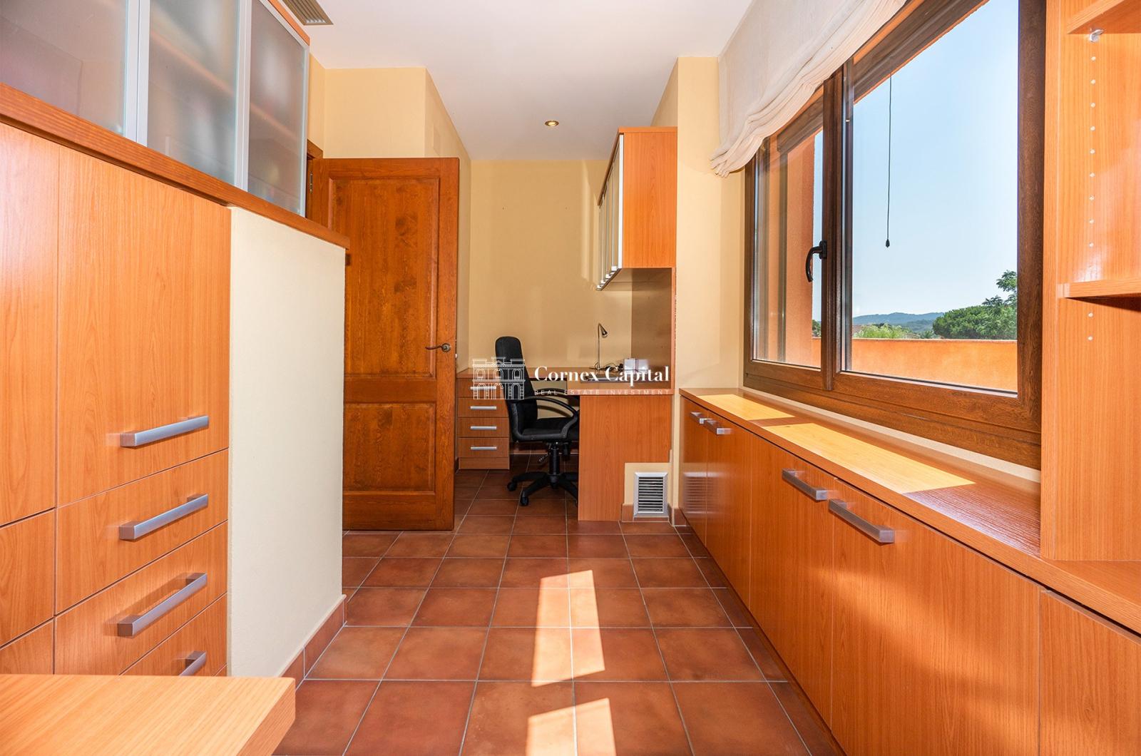 House for Sale in Mont-ras