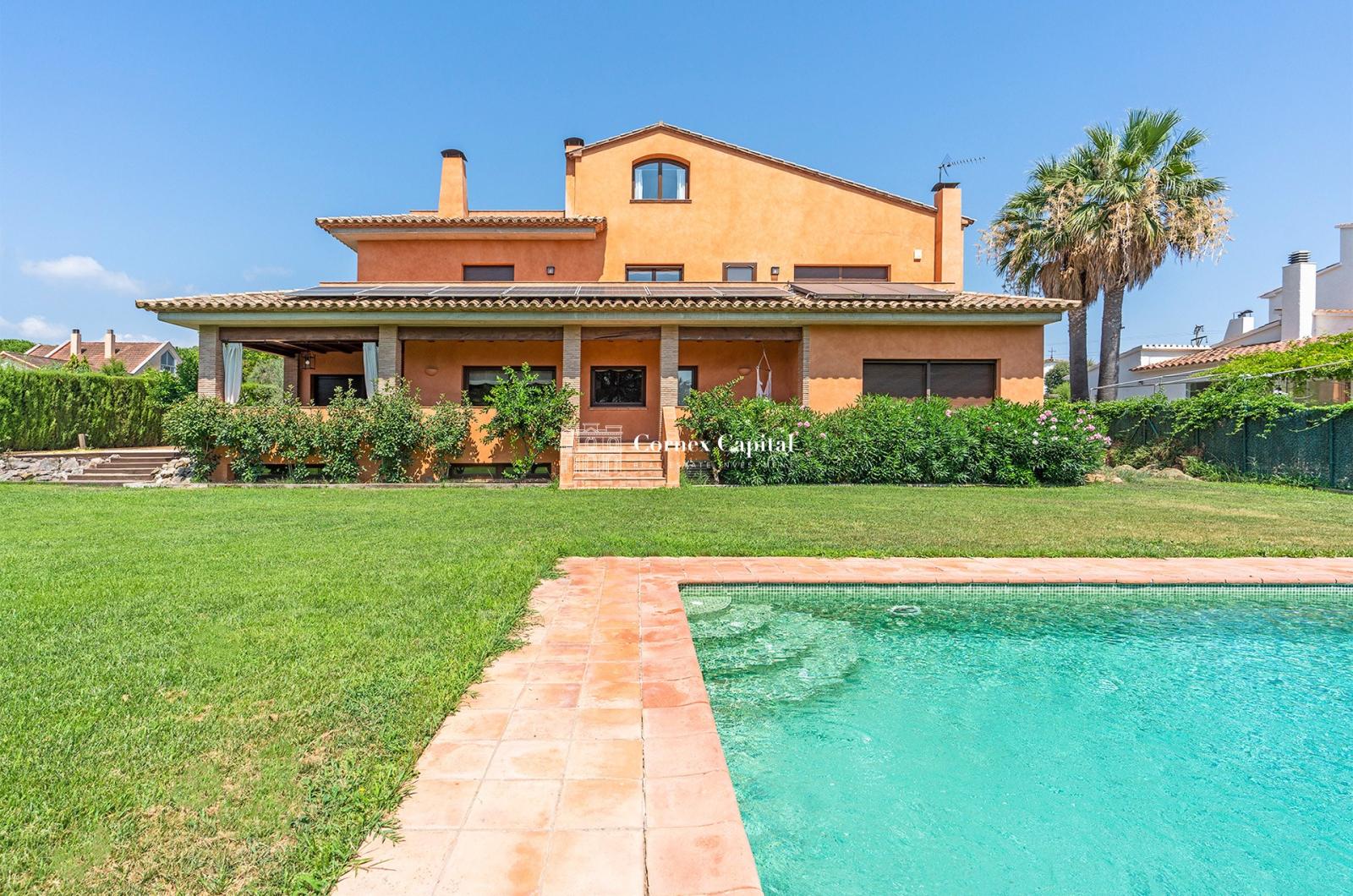 House for Sale in Mont-ras