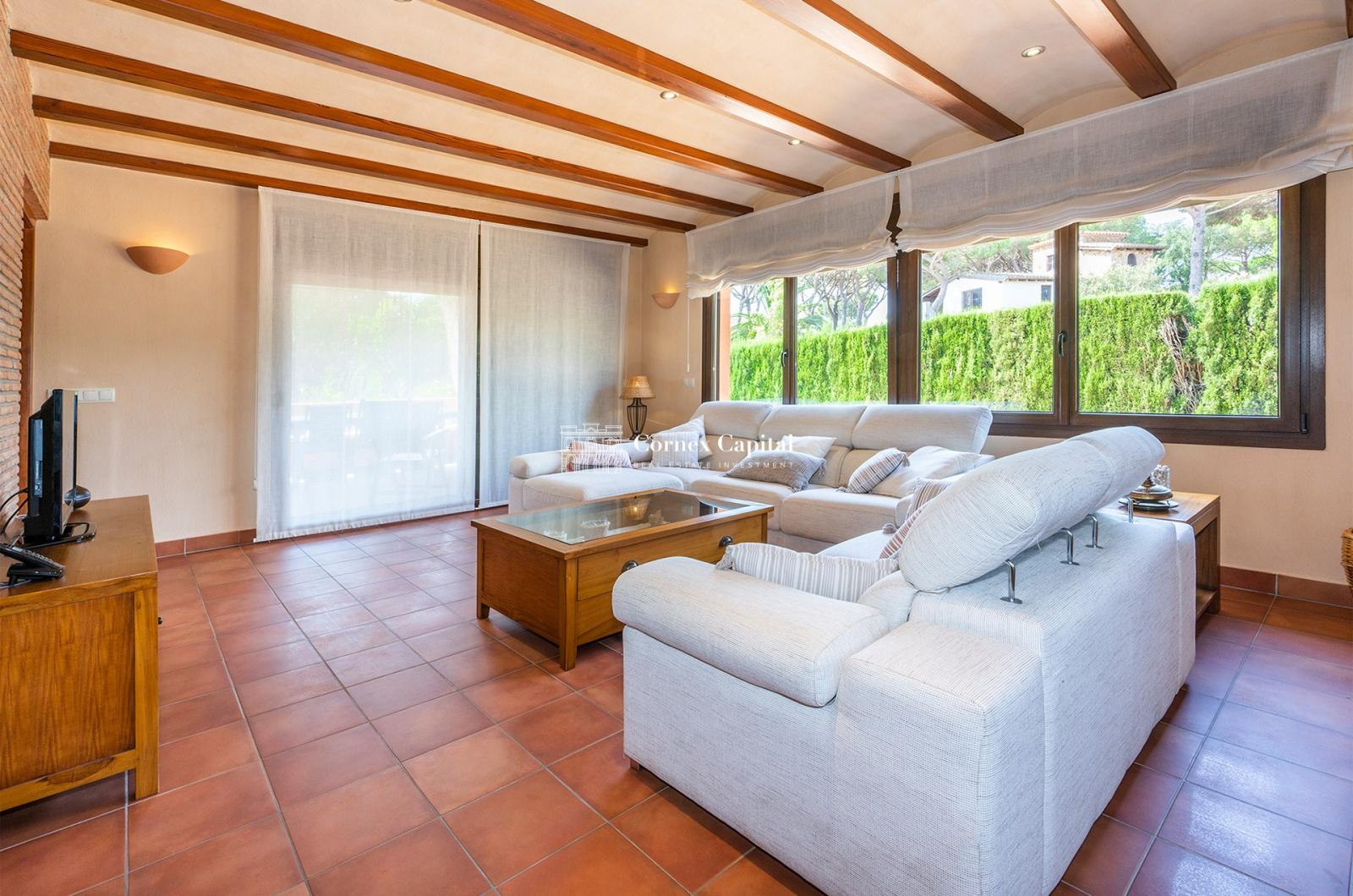 House for Sale in Mont-ras