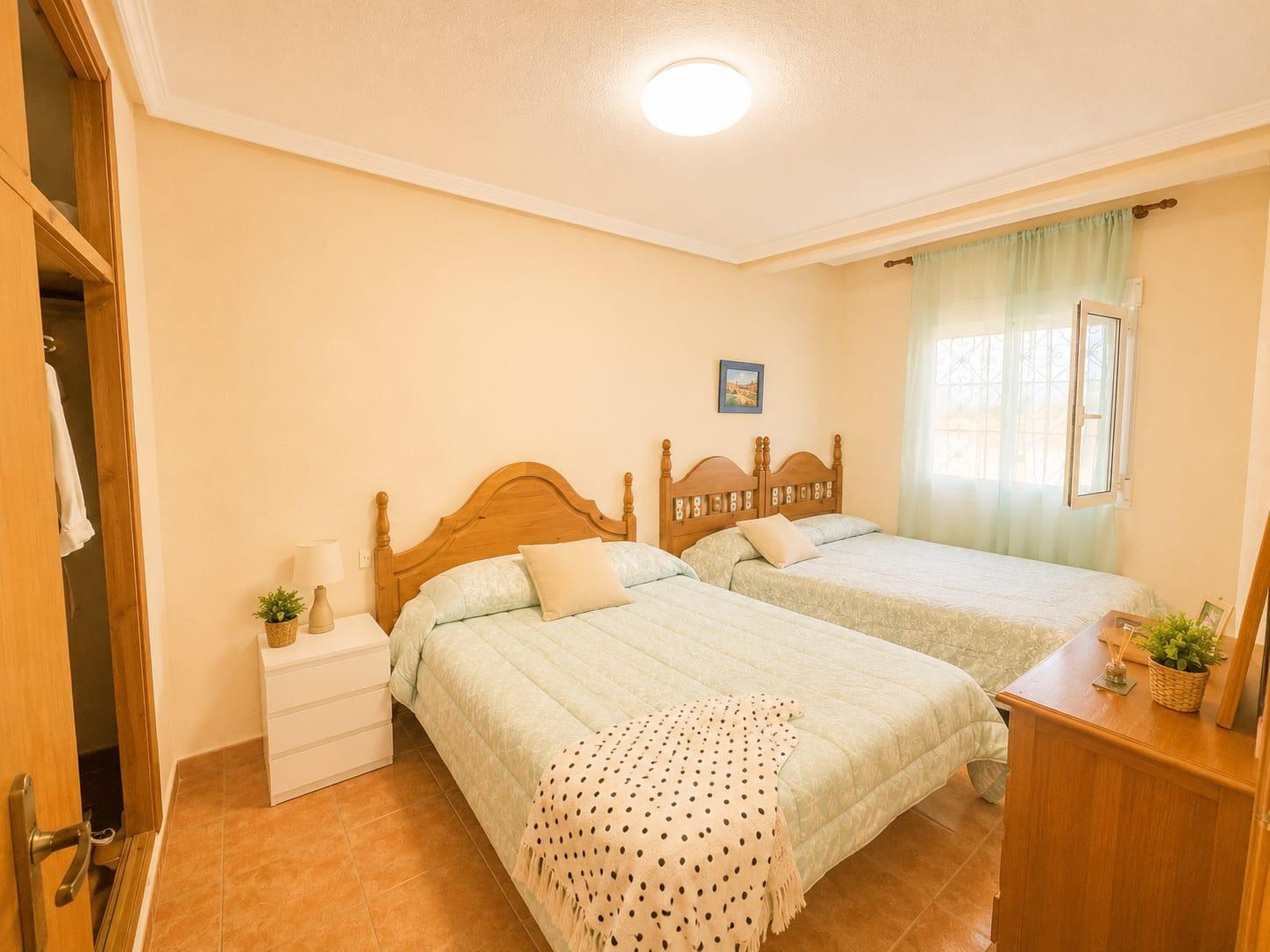 Chalet for Sale in Torrevieja