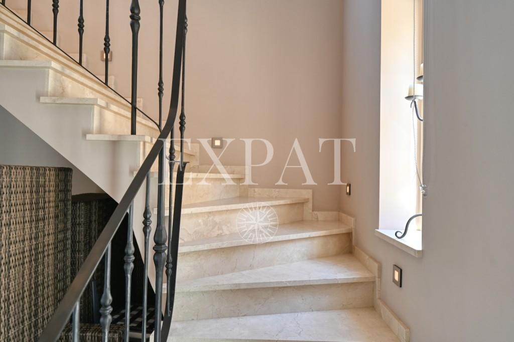 House for Sale in Arenas