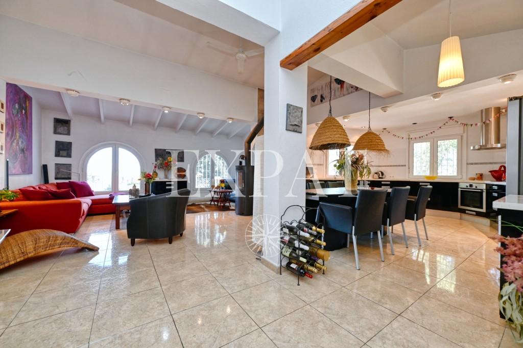 Casa en Venta en Cómpeta