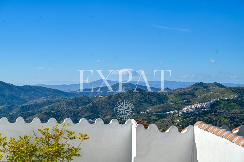 Casa en Venta en Cómpeta