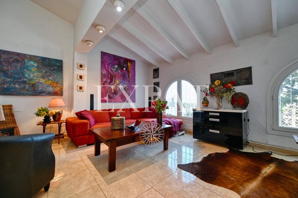Casa en Venta en Cómpeta