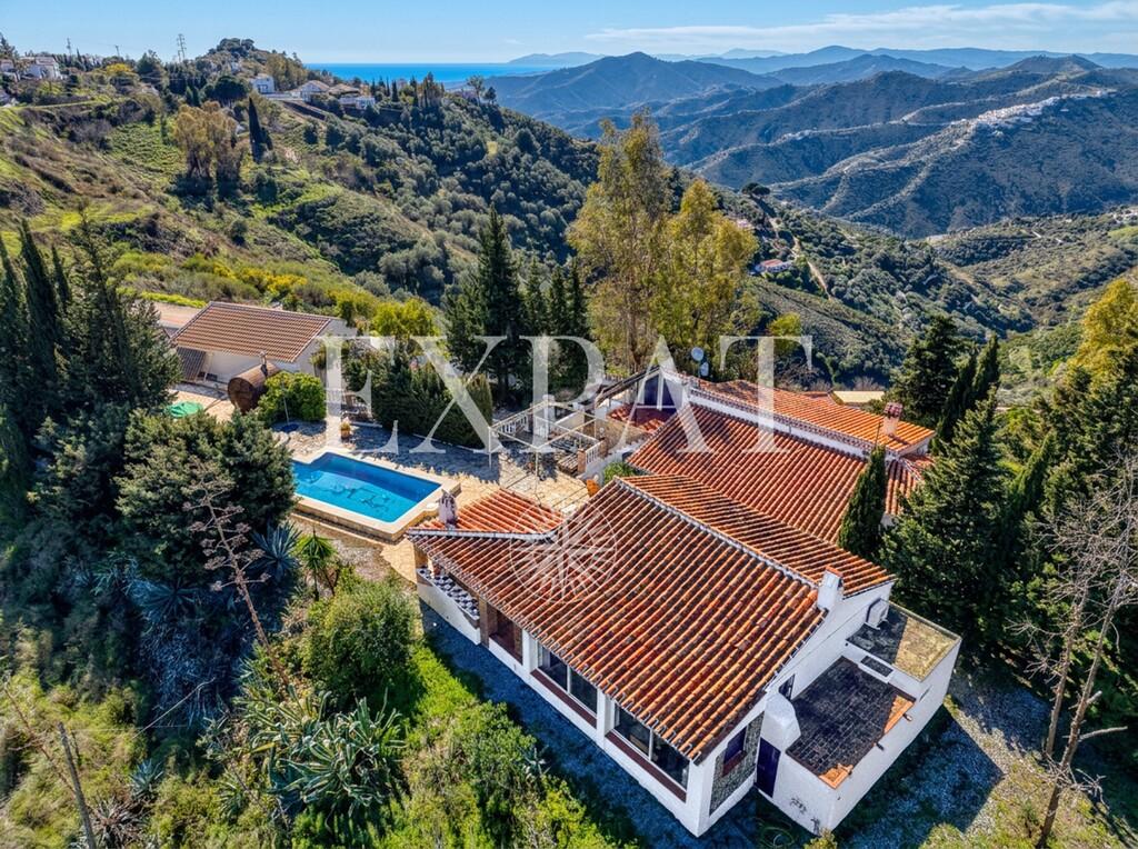 Casa en Venta en Cómpeta