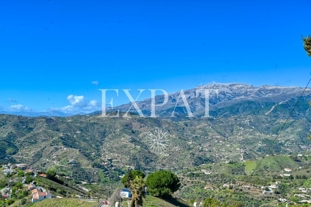 Casa en Venta en Cómpeta