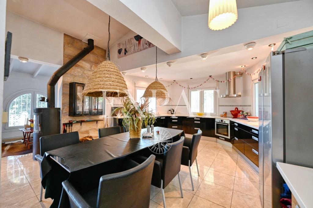 Casa en Venta en Cómpeta