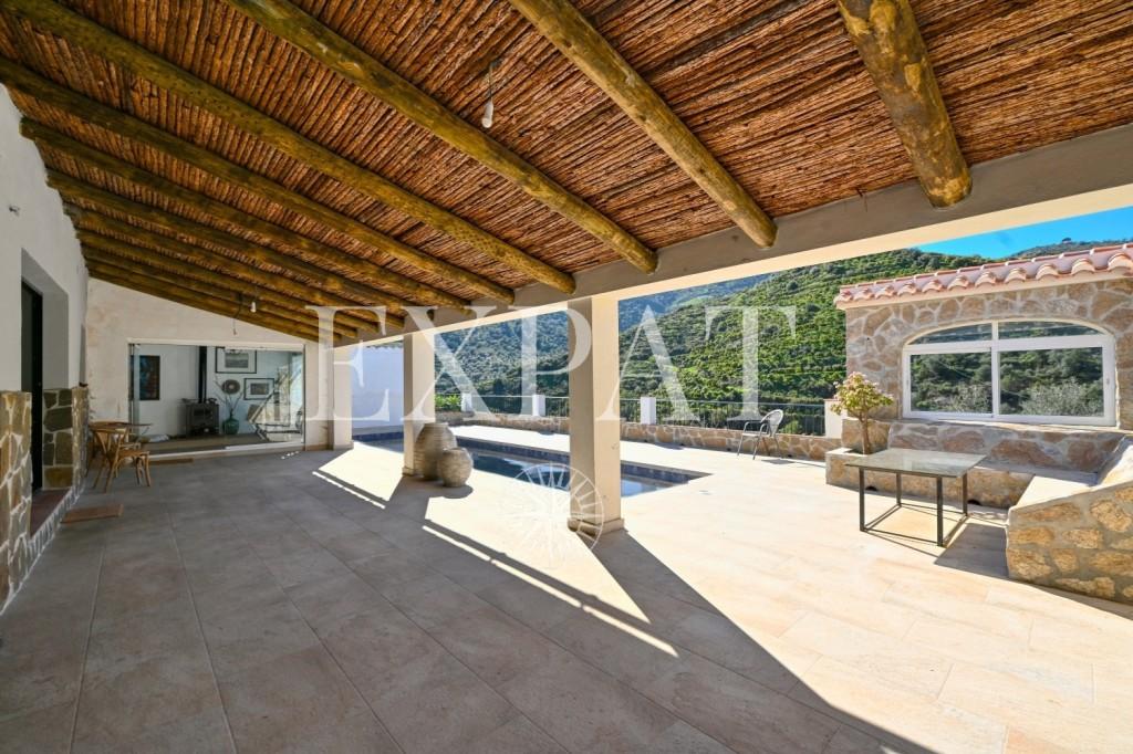Casa en Venta en Cómpeta