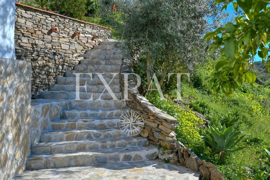 Casa en Venta en Cómpeta