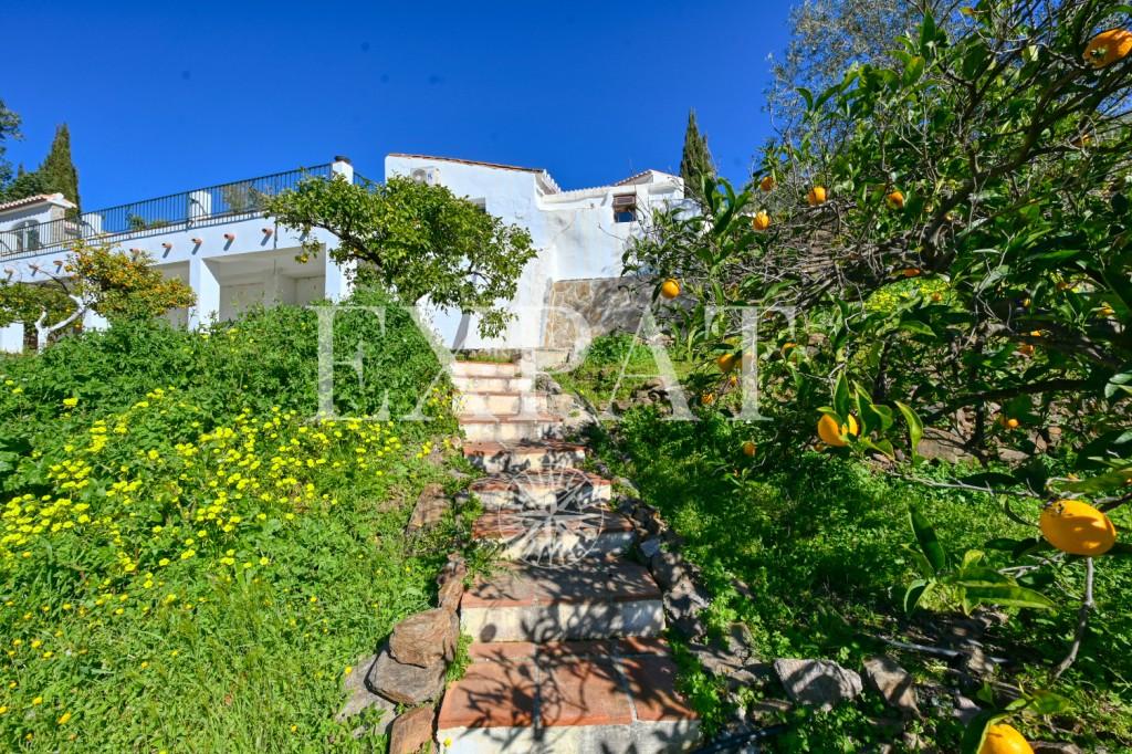 Casa en Venta en Cómpeta