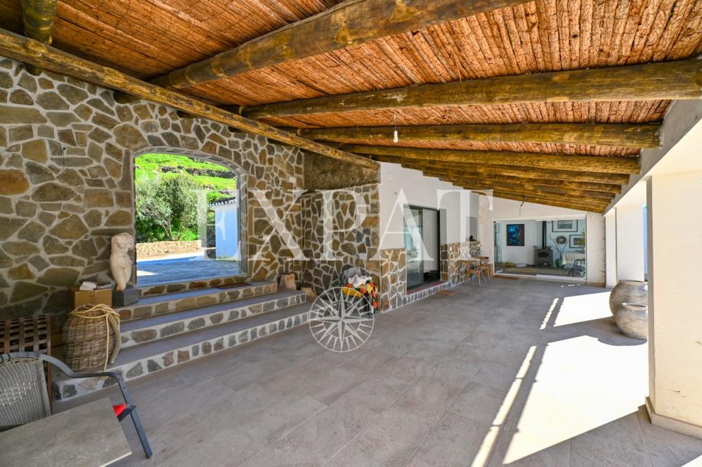 Casa en Venta en Cómpeta