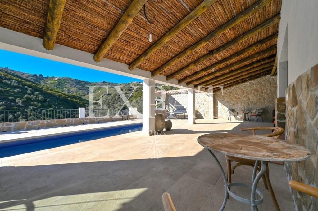 Casa en Venta en Cómpeta