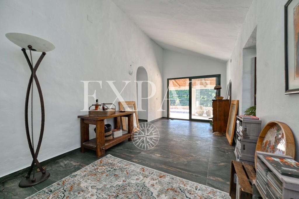 Casa en Venta en Cómpeta