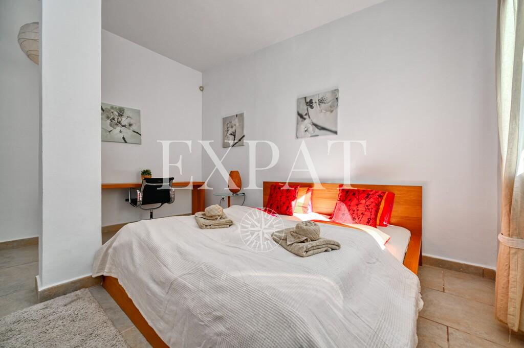 Villa for Sale in Arenas