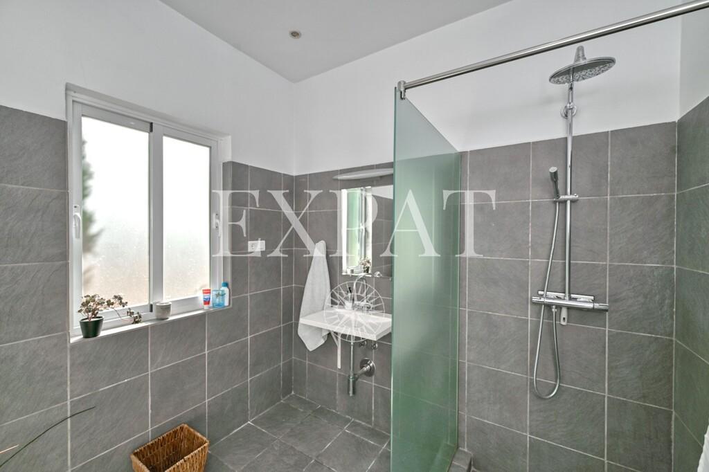Villa for Sale in Arenas