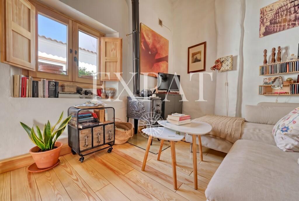 House for Sale in Sayalonga