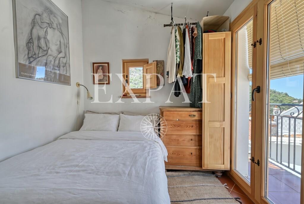 House for Sale in Sayalonga
