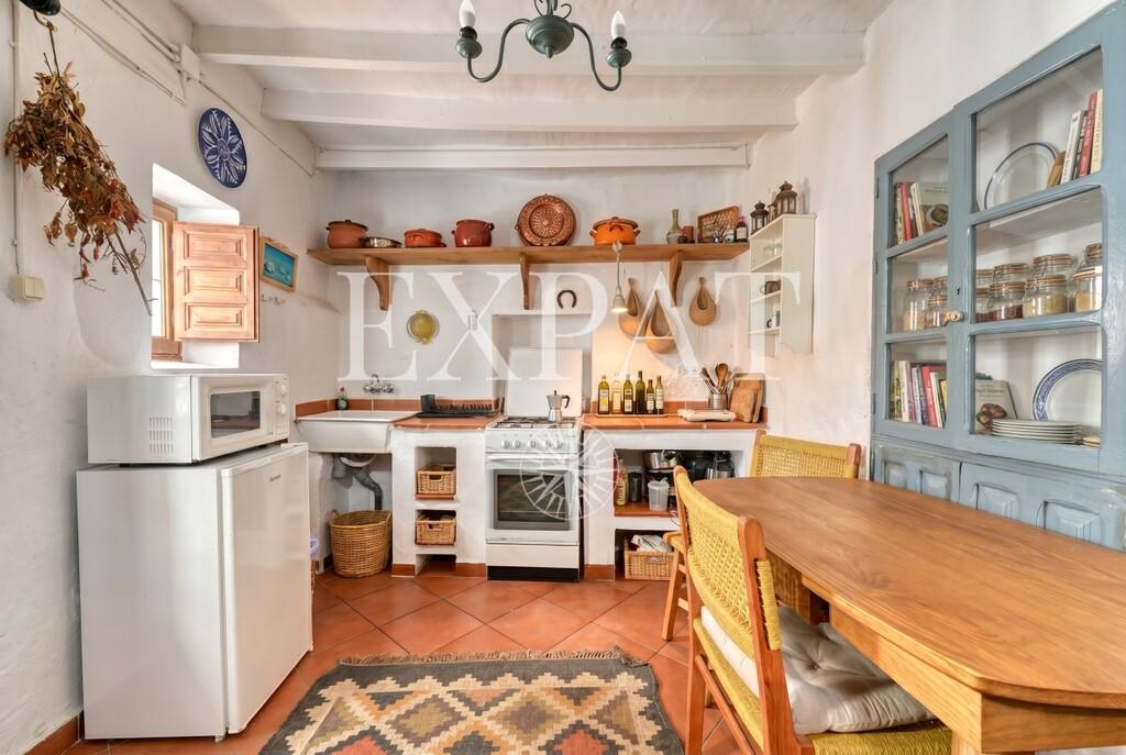 House for Sale in Sayalonga