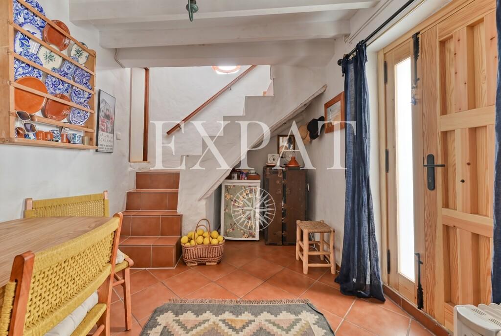 House for Sale in Sayalonga