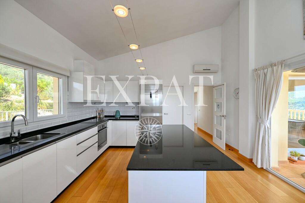 Casa en Venta en Alcaucín