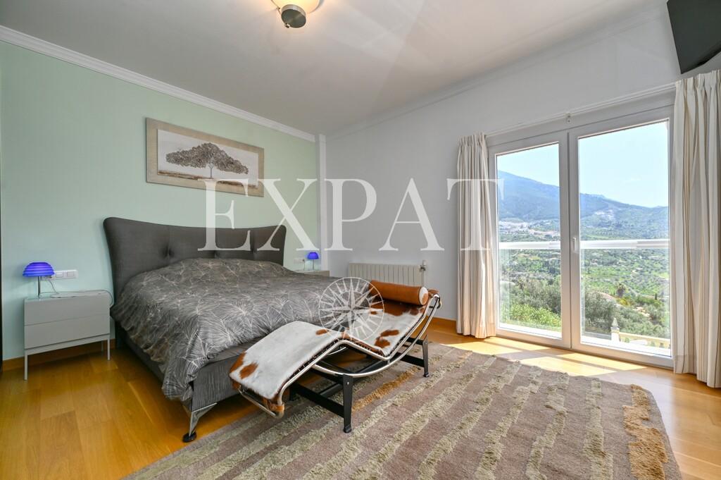 Casa en Venta en Alcaucín