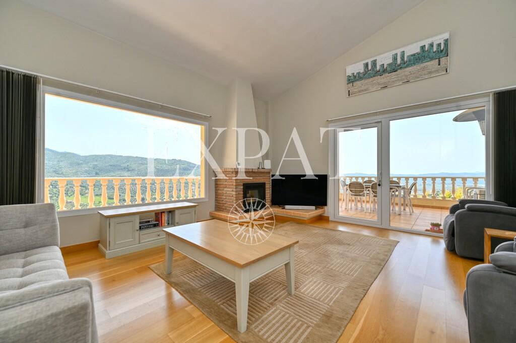 Casa en Venta en Alcaucín