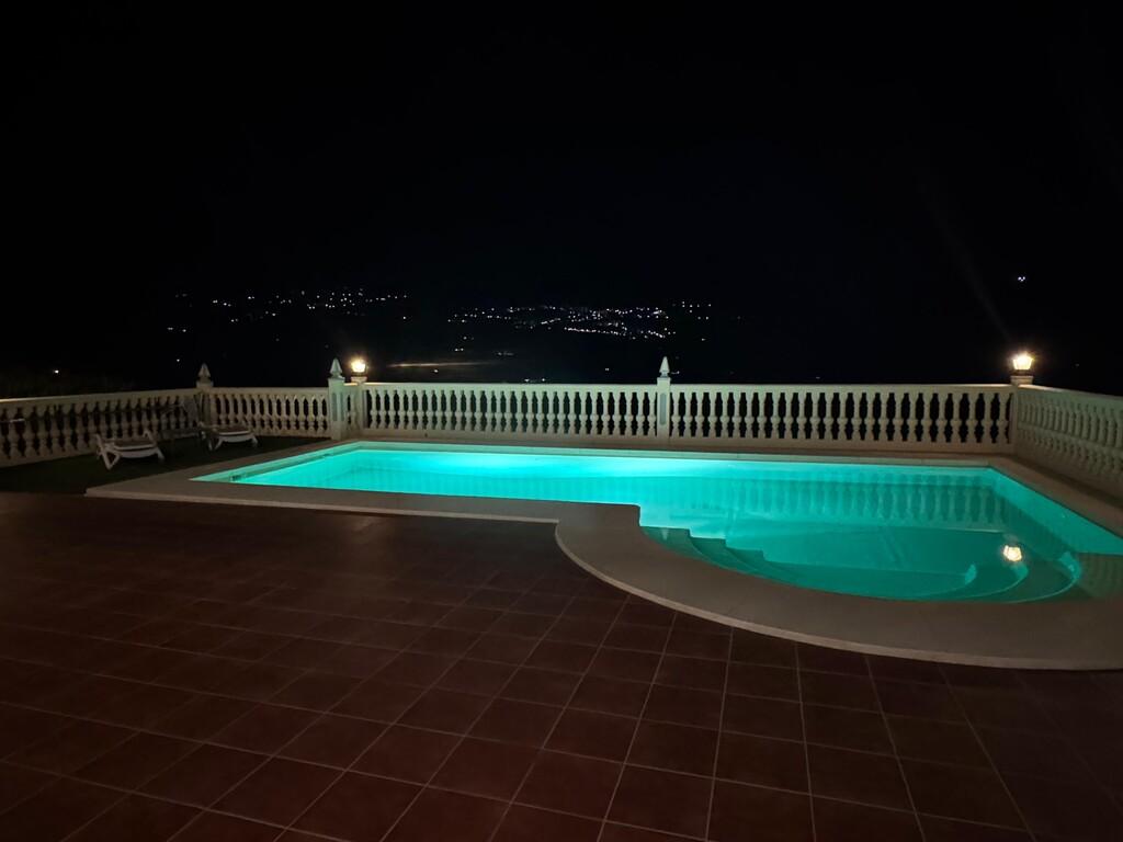 Casa en Venta en Alcaucín