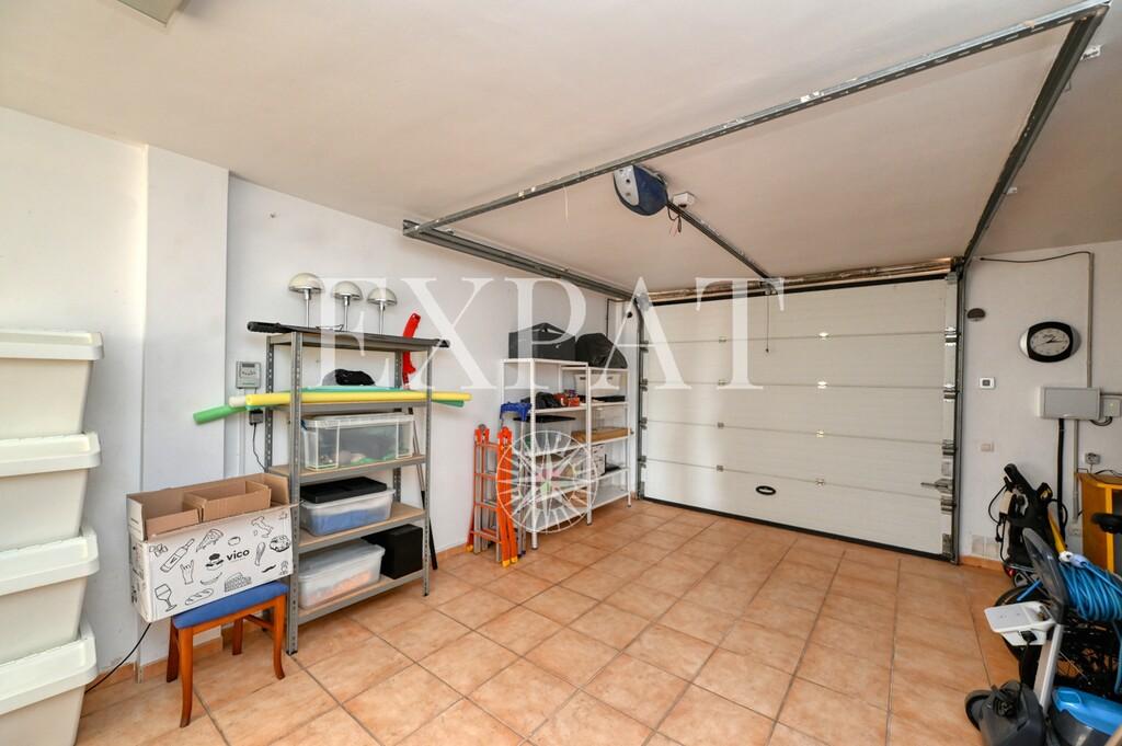 Casa en Venta en Alcaucín