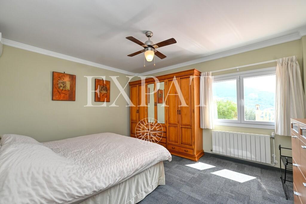 Casa en Venta en Alcaucín