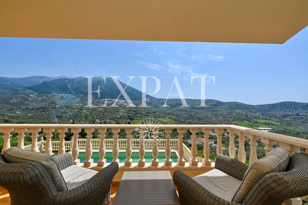 Casa en Venta en Alcaucín