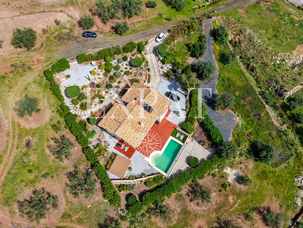Casa en Venta en Alcaucín