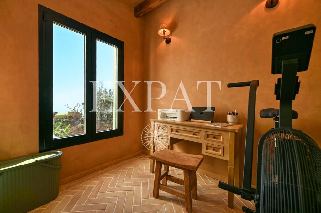 House for Sale in Algarrobo