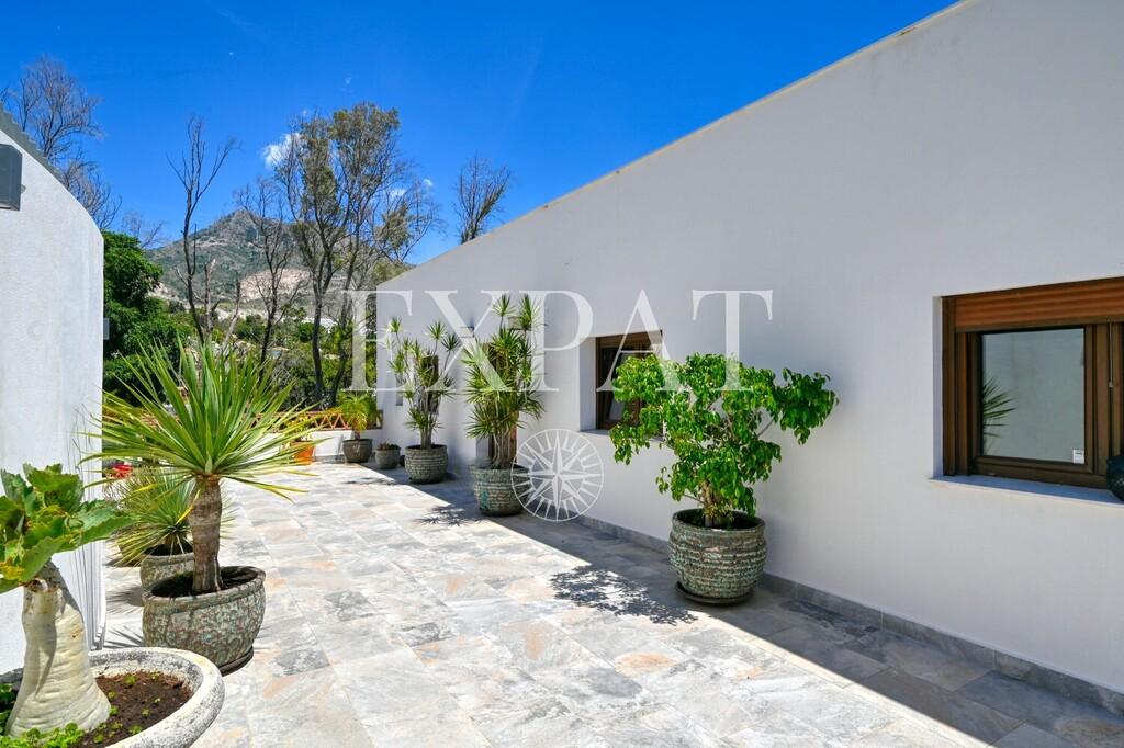 Villa for Sale in Benalmádena