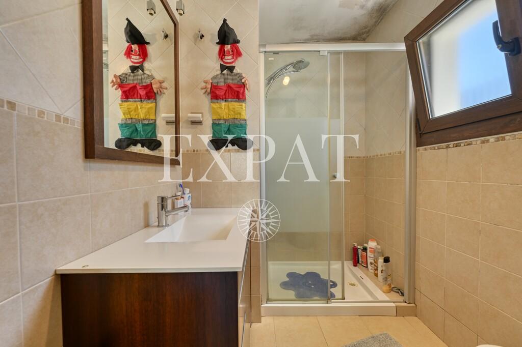 Villa for Sale in Benalmádena